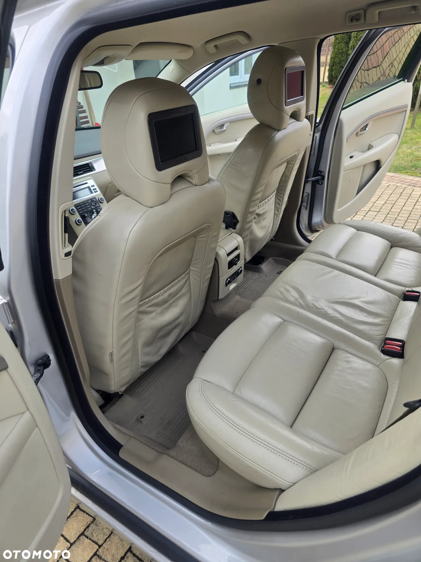 Volvo V70 T6 AWD Summum - 11