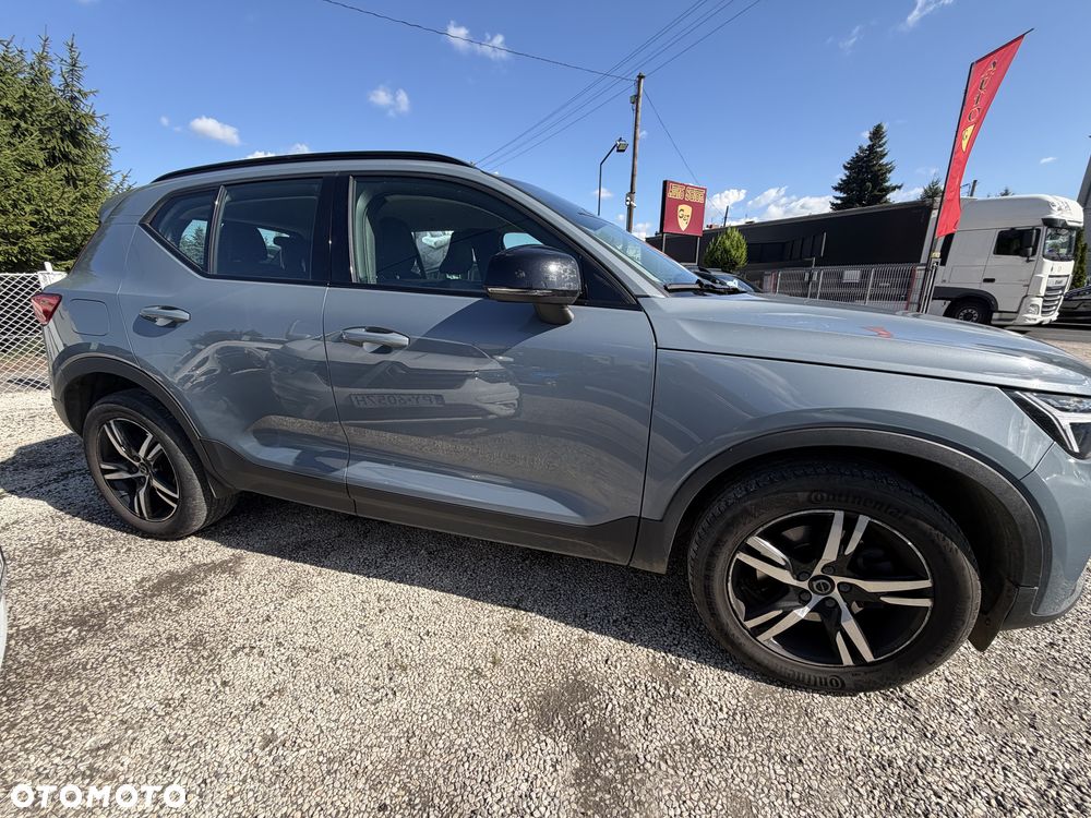 Volvo XC 40 B3 B DKG Essential - 17