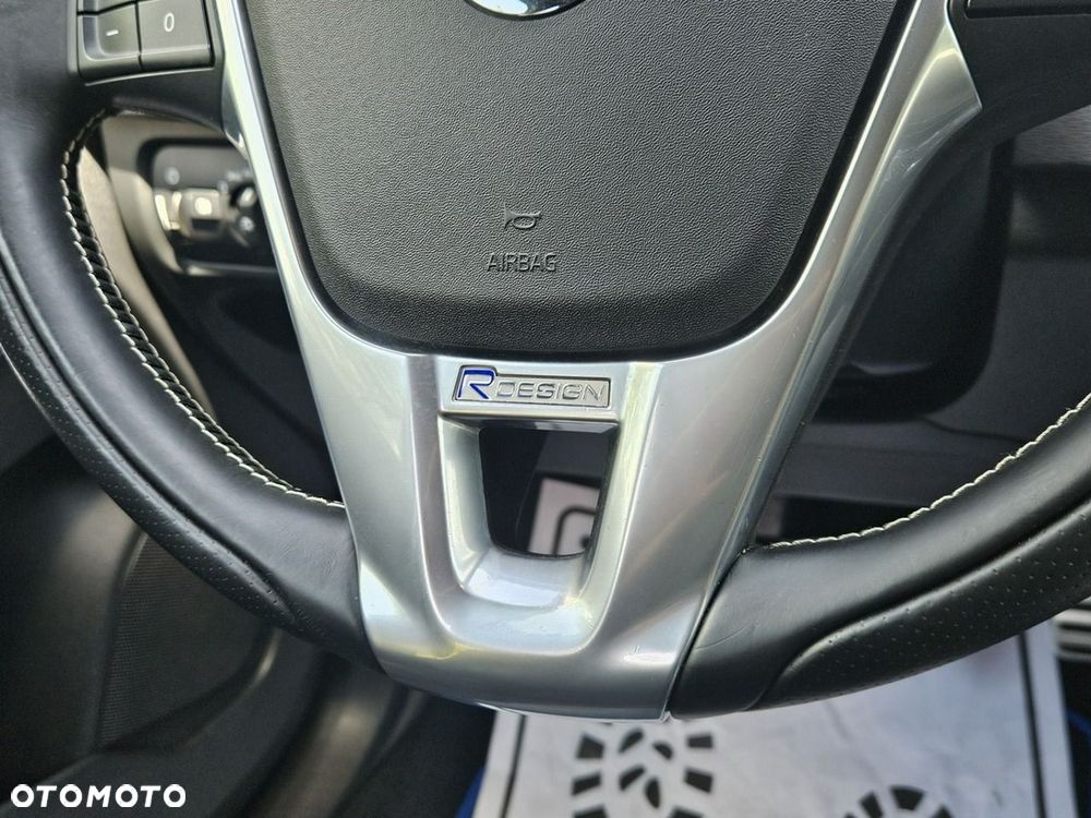 Volvo V40 D2 R-Design Momentum - 12