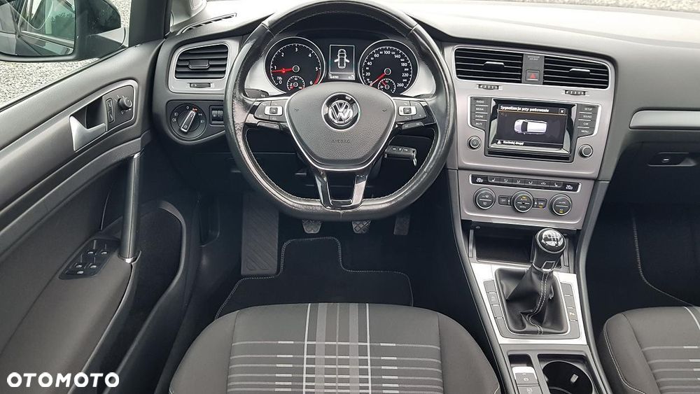 Volkswagen Golf Variant 2.0 TDI BlueMotion Technology Lounge - 13