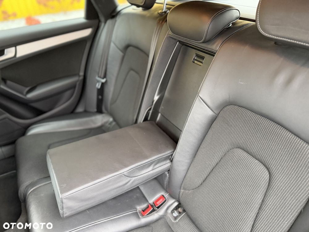Audi A4 Avant 2.0 TDI Multitronic - 25