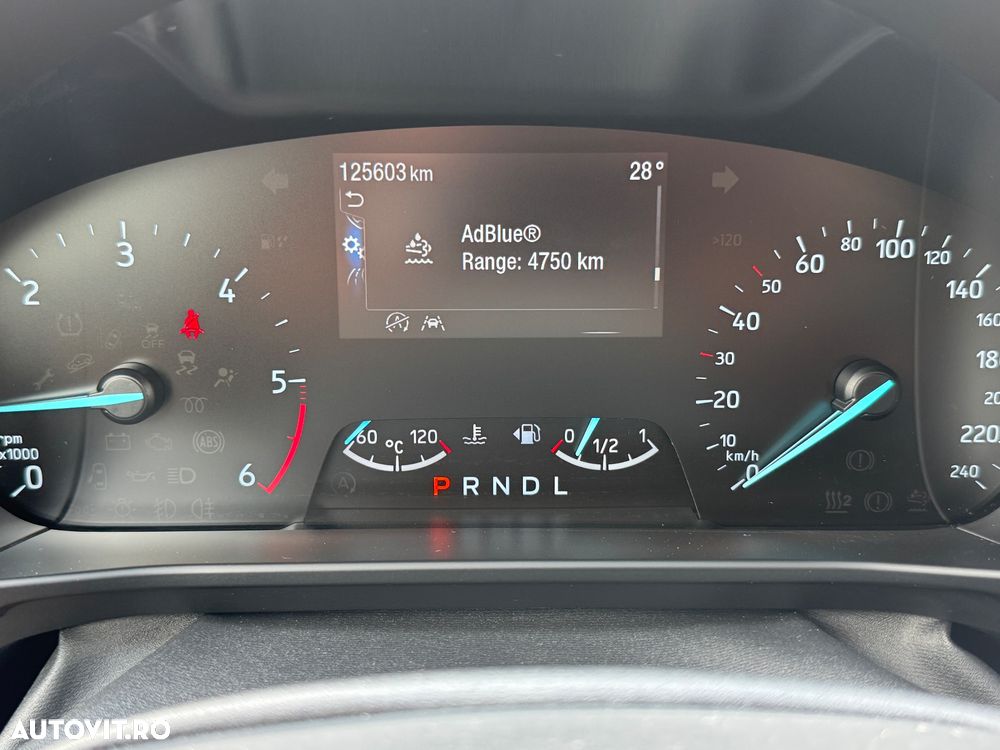 FORD Focus 2021 — imagine 14