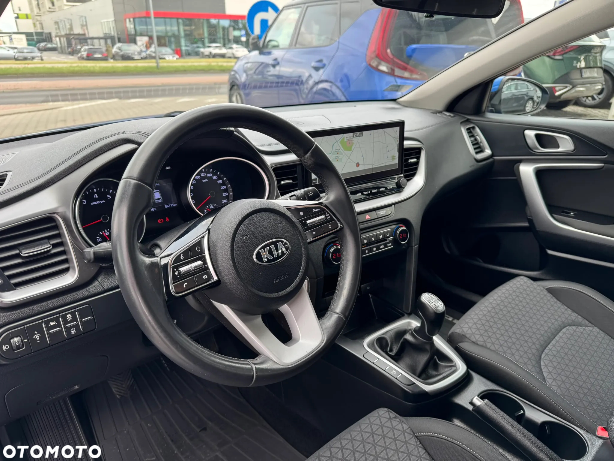 Kia Ceed - 9