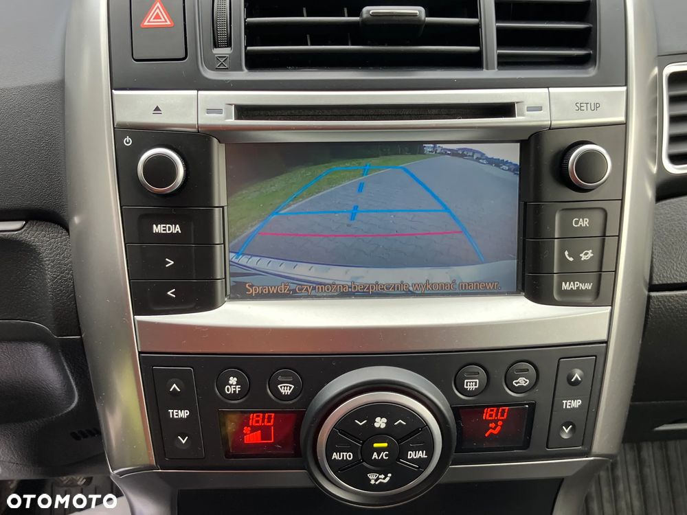 Toyota Verso 1.8 Sol - 30