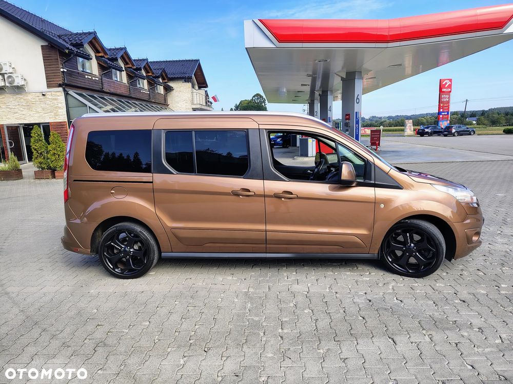 Ford Tourneo Connect Grand - 9
