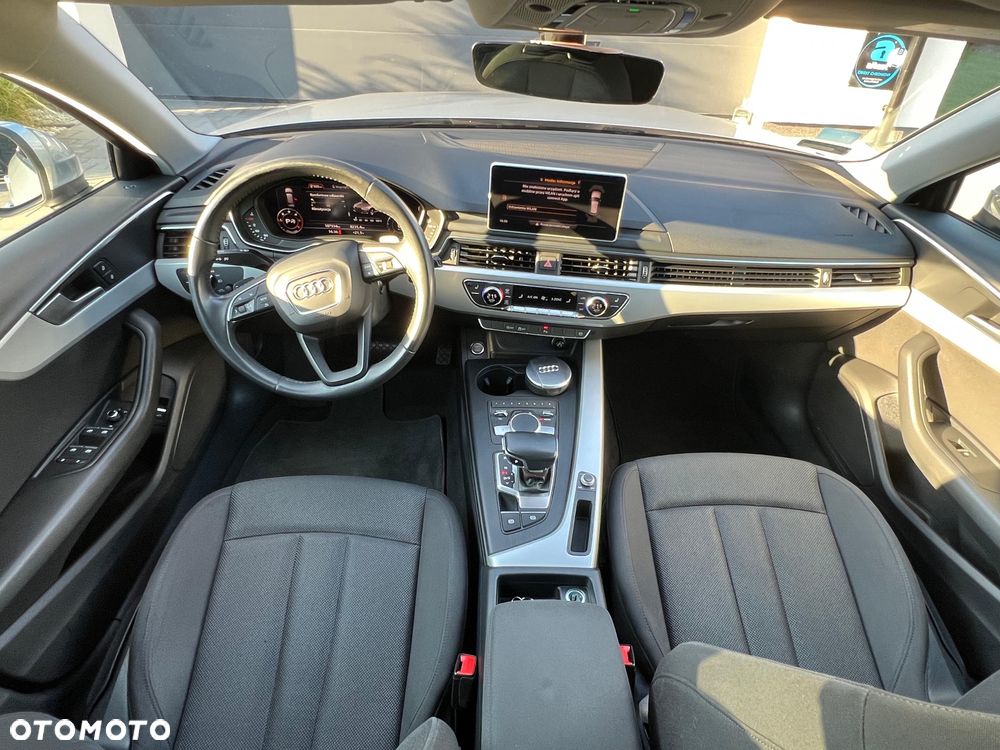 Audi A4 Avant 2.0 TDI S tronic - 17