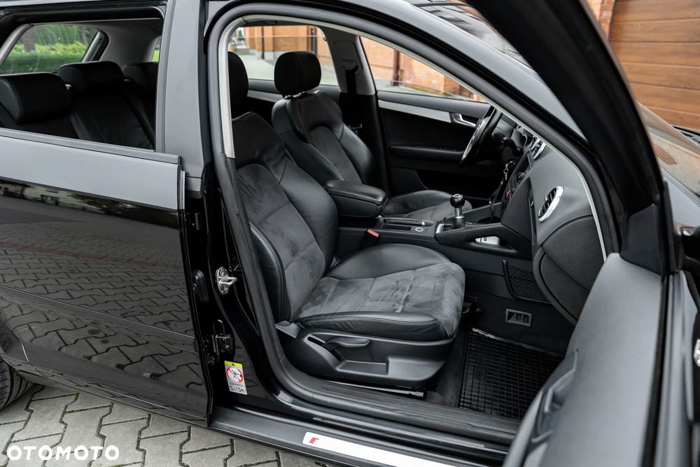 Audi A3 Sportback 2.0 TDI Ambiente - 23