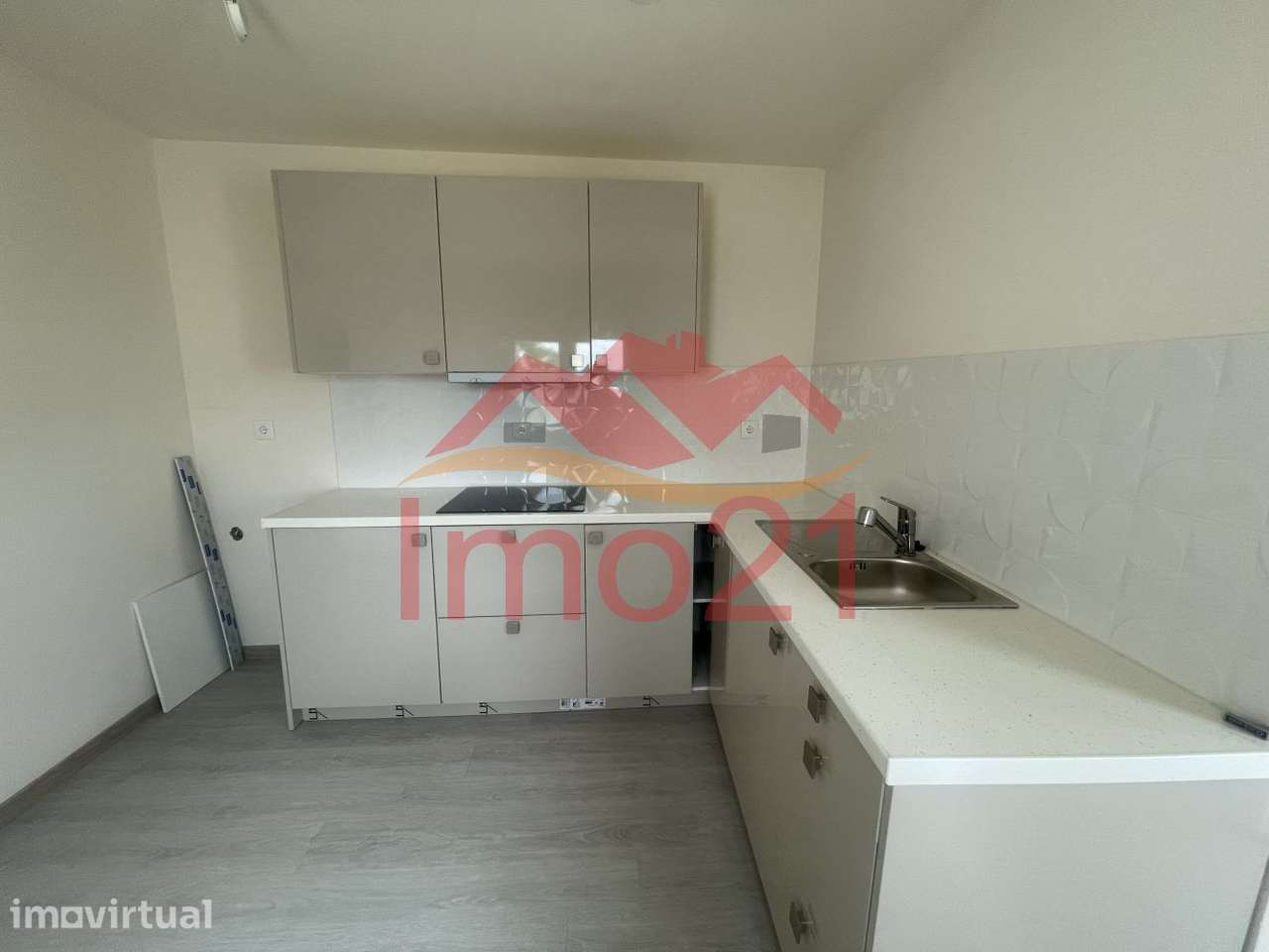 Moradia T1 em Cacia - Grande imagem: 5/41