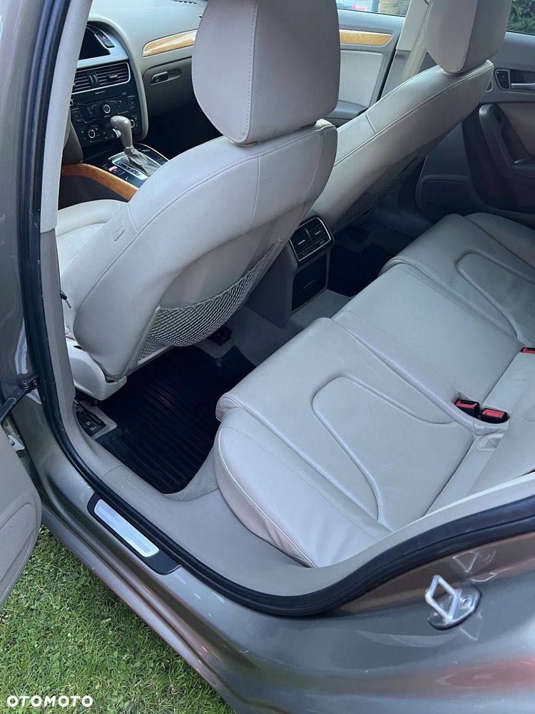 Audi A4 Avant - 8