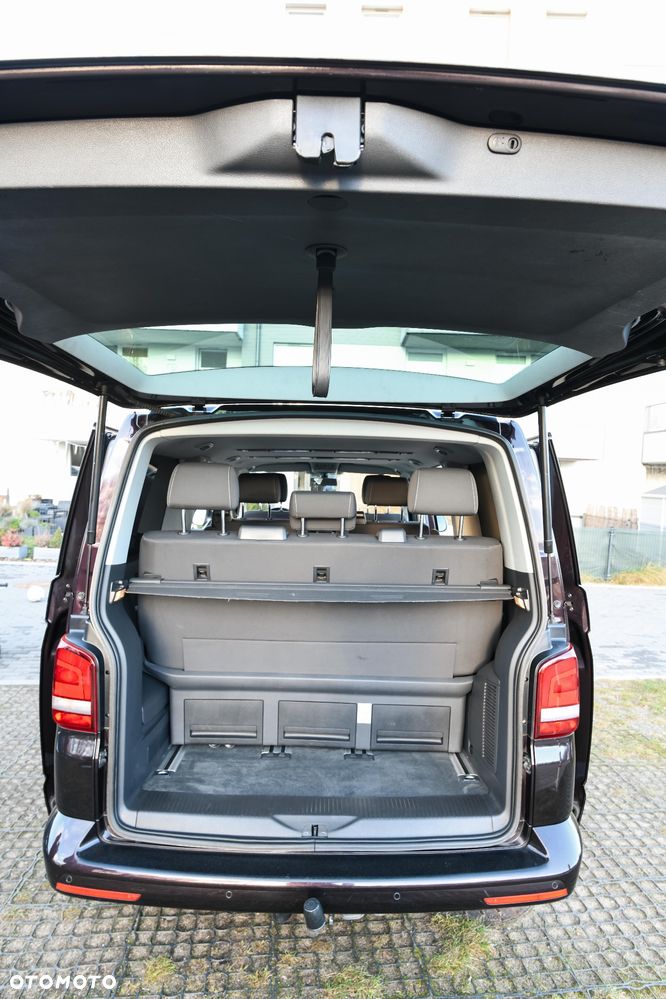 Volkswagen Multivan - 11