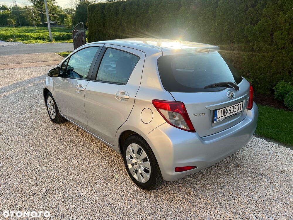 Toyota Yaris - 5