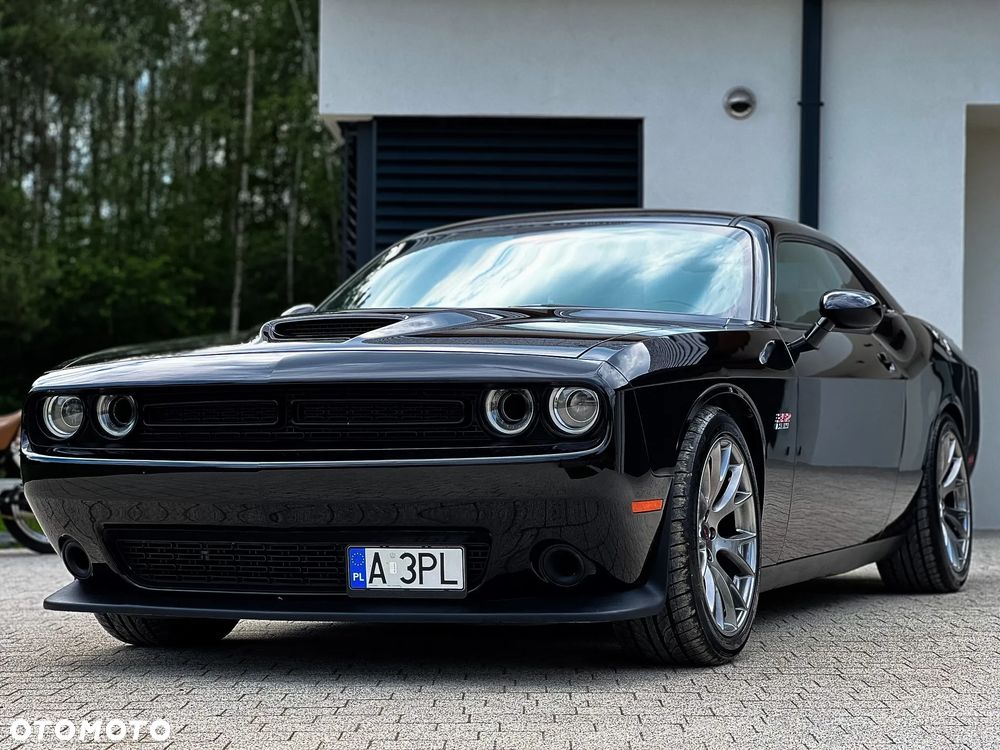 Dodge Challenger - 5