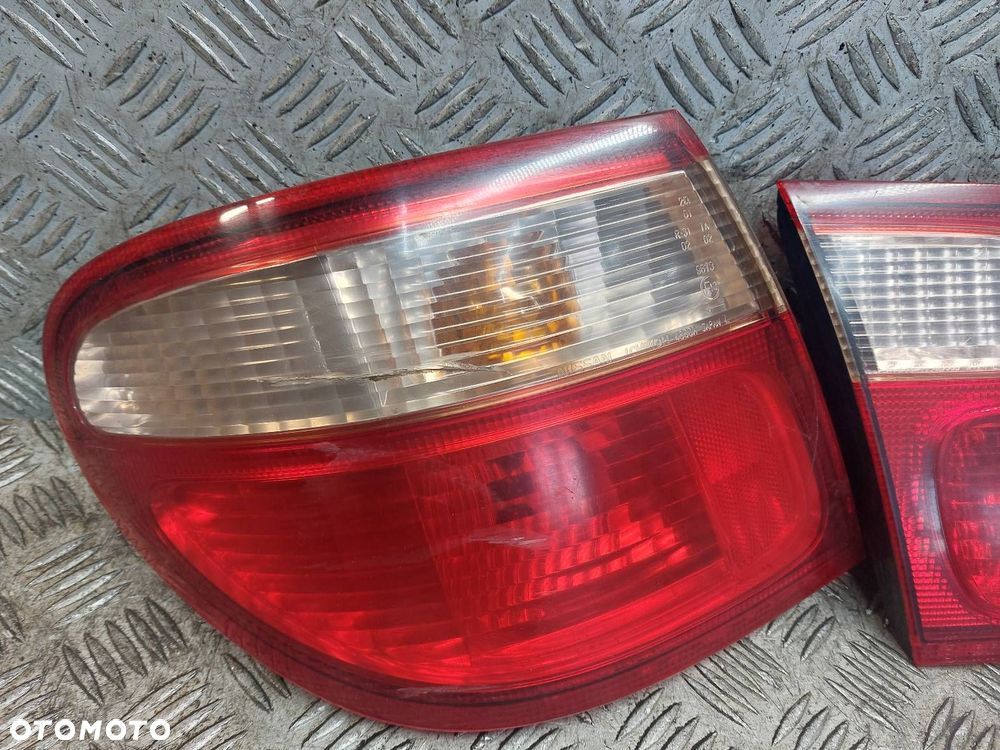 LAMPA LEWY TYŁ + PRAWY TYŁ NISSAN ALMERA N16 LIFT SEDAN - 2