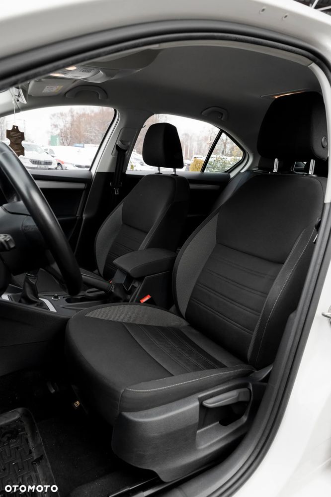 Skoda Octavia 1.6 TDI SCR Ambition - 12