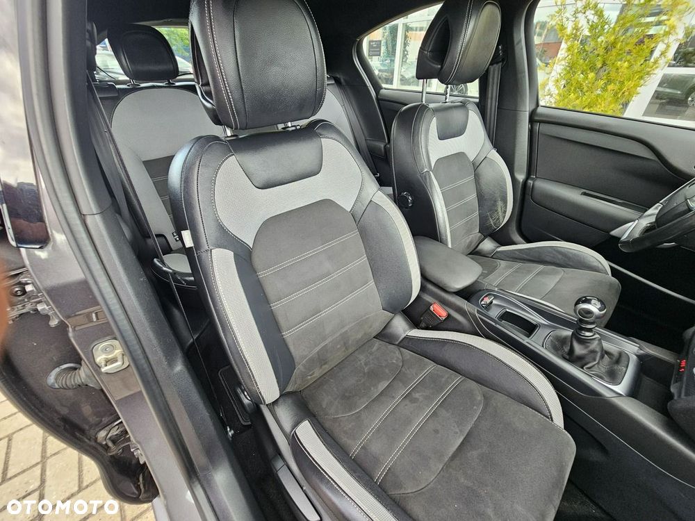 DS Automobiles DS 4 Crossback - 11