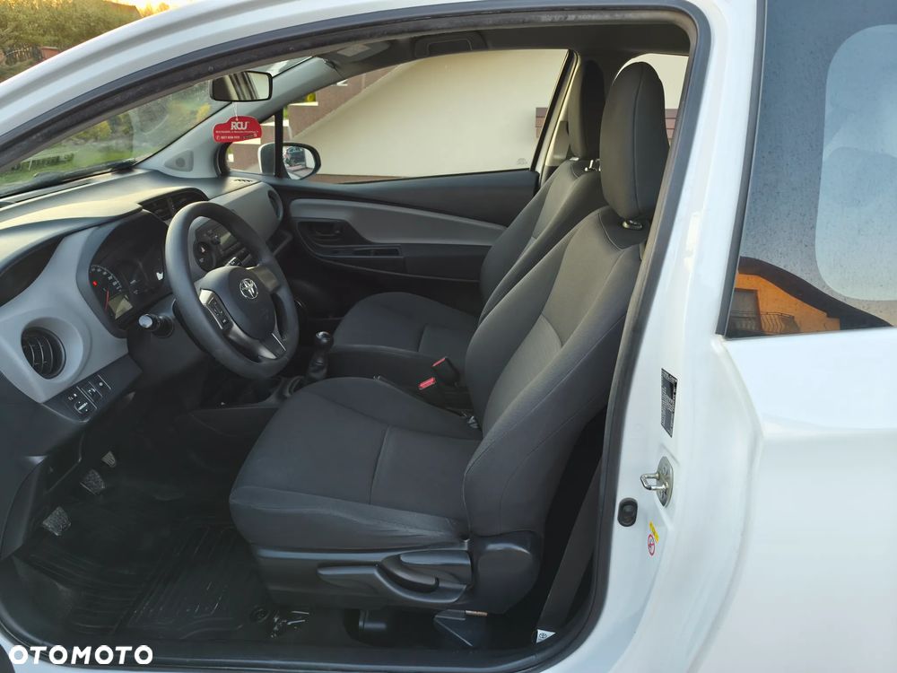 Toyota Yaris 1.0 Active EU6 - 14