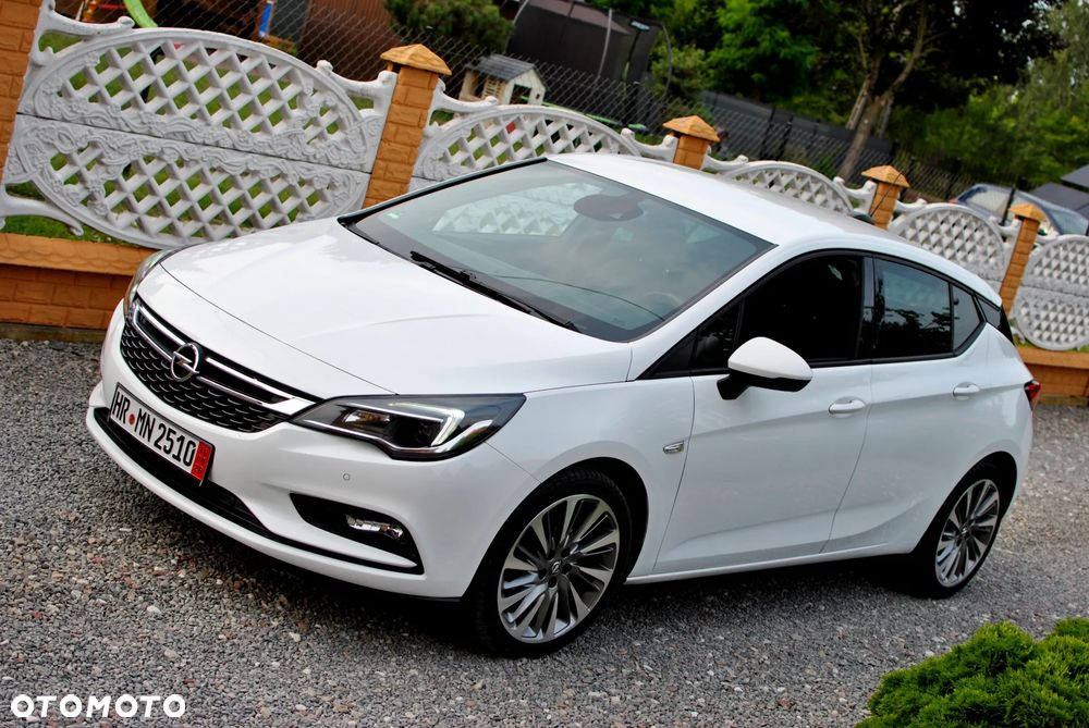 Opel Astra 1.4 T Sport S&S - 18