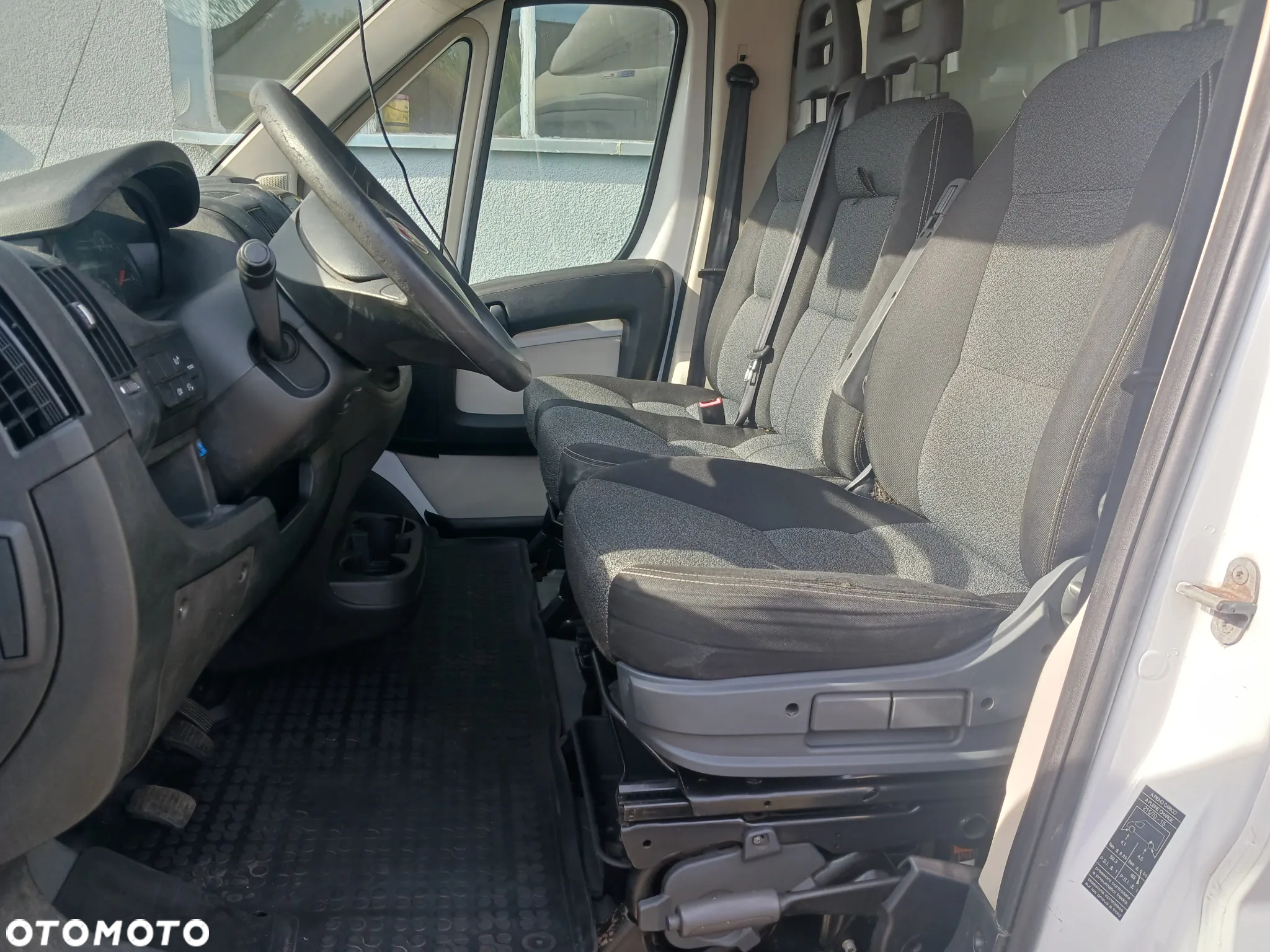 Iveco Daily 2016r 2.3 130KM SALON Izoterma chłodnia Mroźnia kontener Agregat RAMA  Laweta ThermoKing - 4