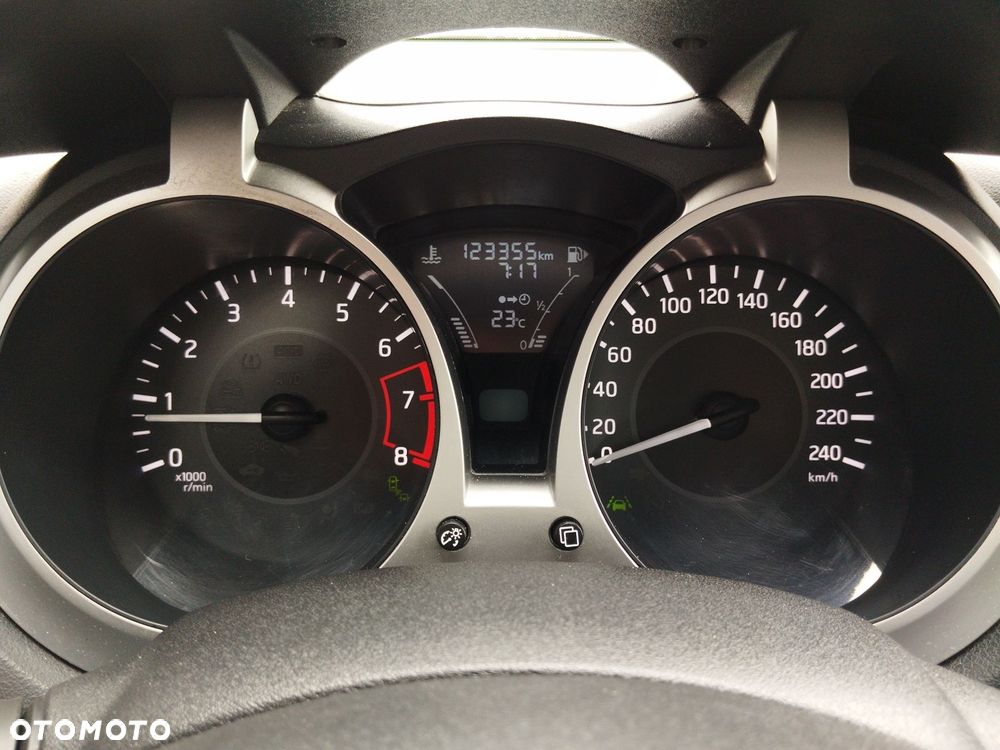 Nissan Juke 1.6 N-Connecta - 18