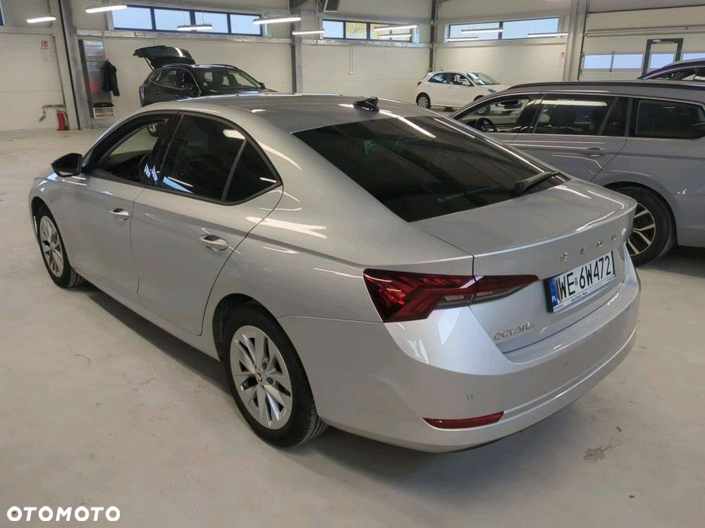Skoda Octavia - 5