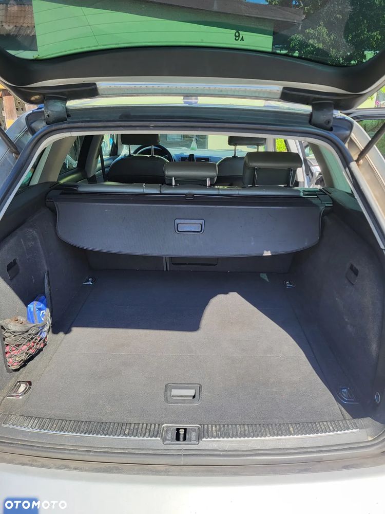 Audi A4 Avant 2.0 TDI DPF - 8