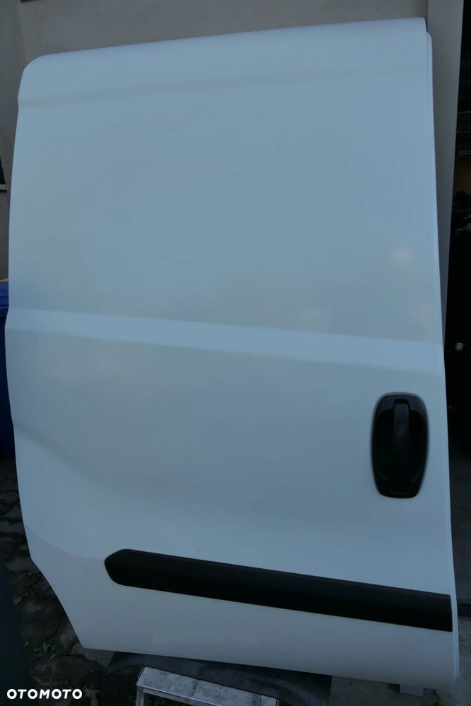 Drzwi boczne przesuwne Fiat Doblo Cargo Maxi rok 2015 - 1