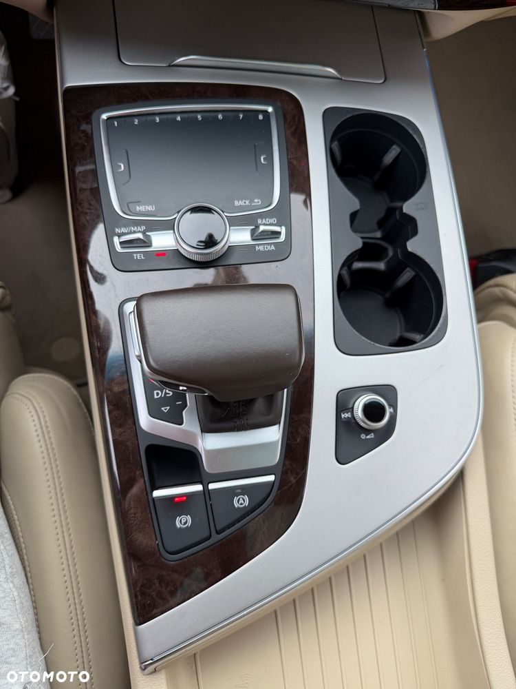 Audi Q7 3.0 TFSI Quattro Tiptronic - 26