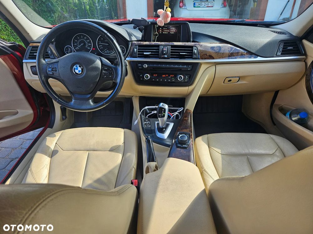 BMW Seria 3 328i - 15