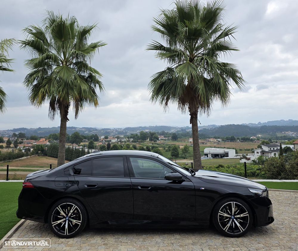 BMW i5 eDrive40 Pack Desportivo M Pro - 19