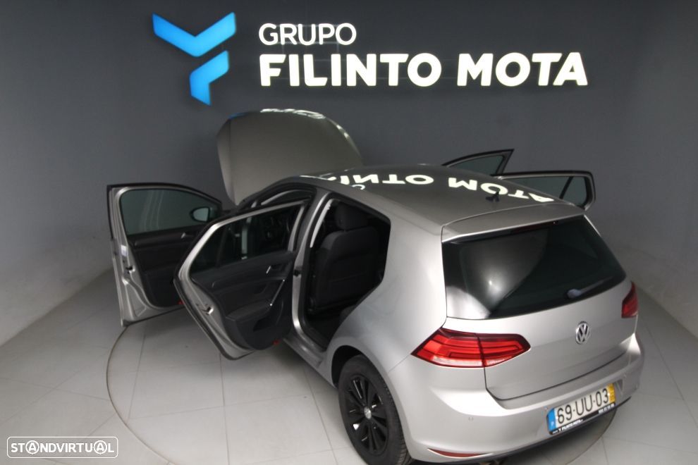 VW Golf 1.0 TSI Confortline - 11