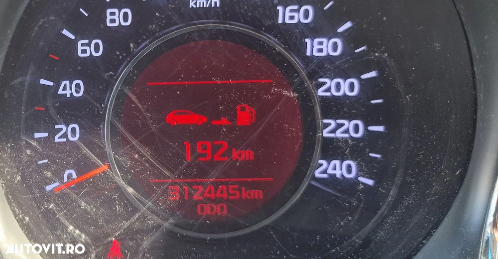 Kia Ceed 1.6 DSL HP City - 8