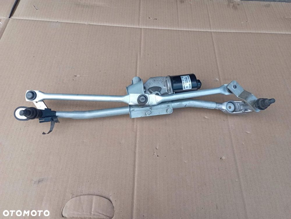 BMW 1 E87 MECHANIZM WYCIERACZEK EUROPA 7193036 - 2