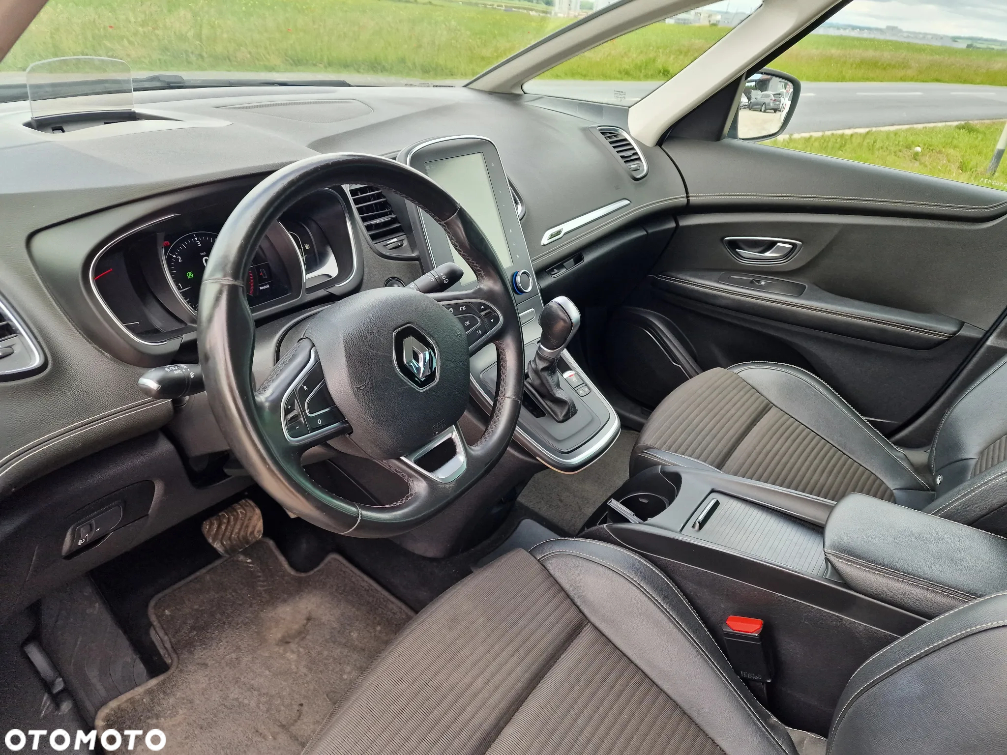 Renault Scenic BLUE dCi 120 EDC LIMITED - 18