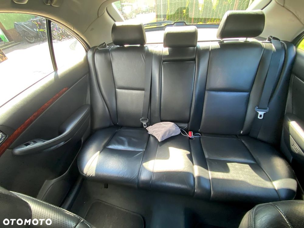 Toyota Avensis 2.0 VVT-i Sol - 6