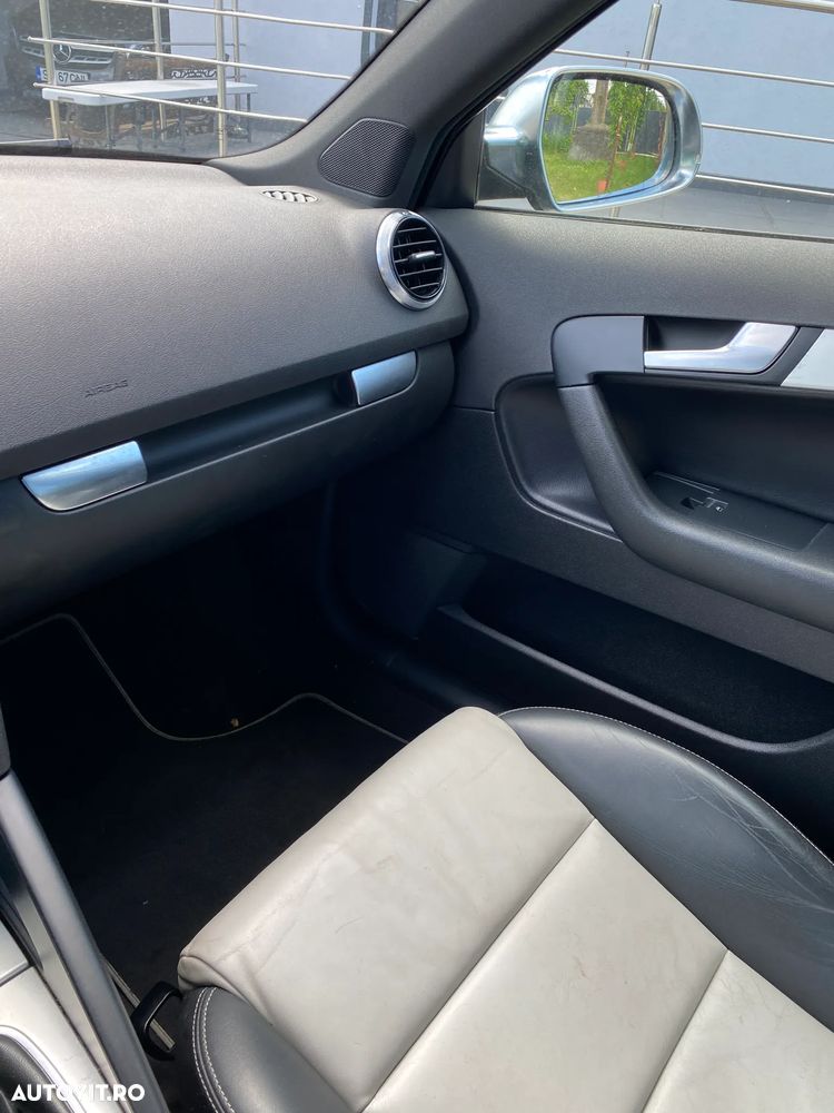 Audi A3 Sportback 1.6 TDI DPF Ambiente - 6