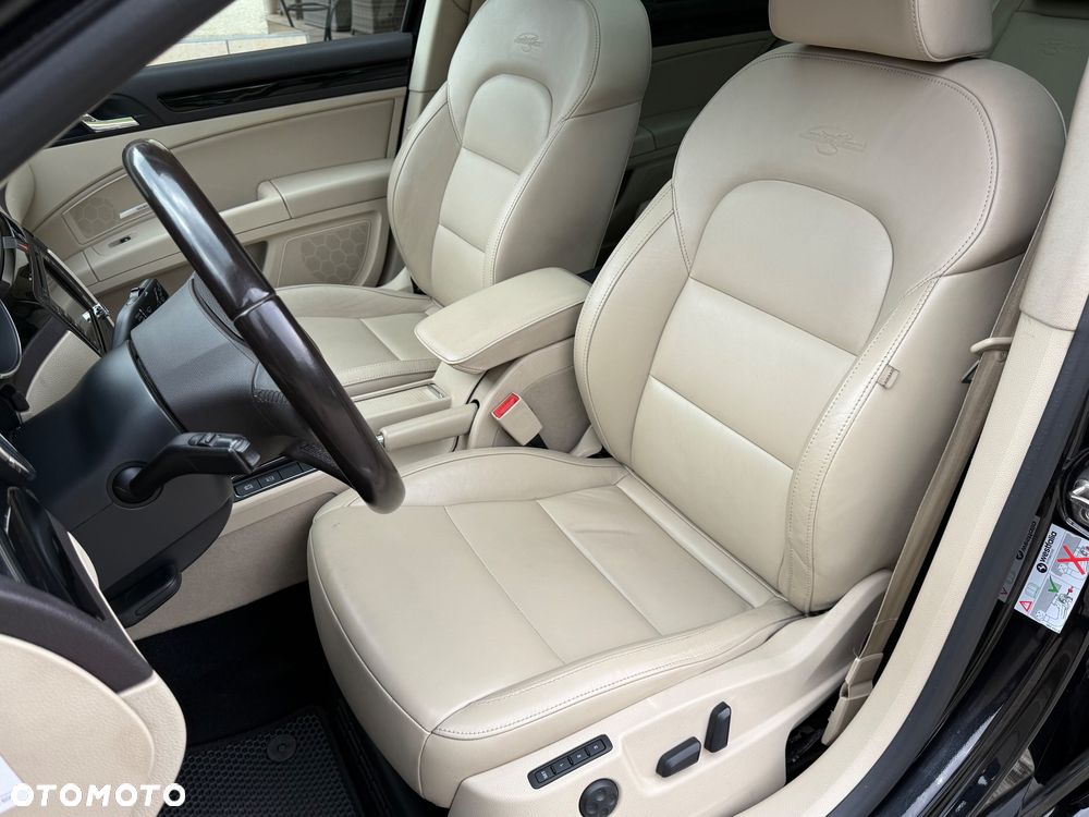 Skoda Superb 3.6 FSI 4x4 L&K DSG - 17