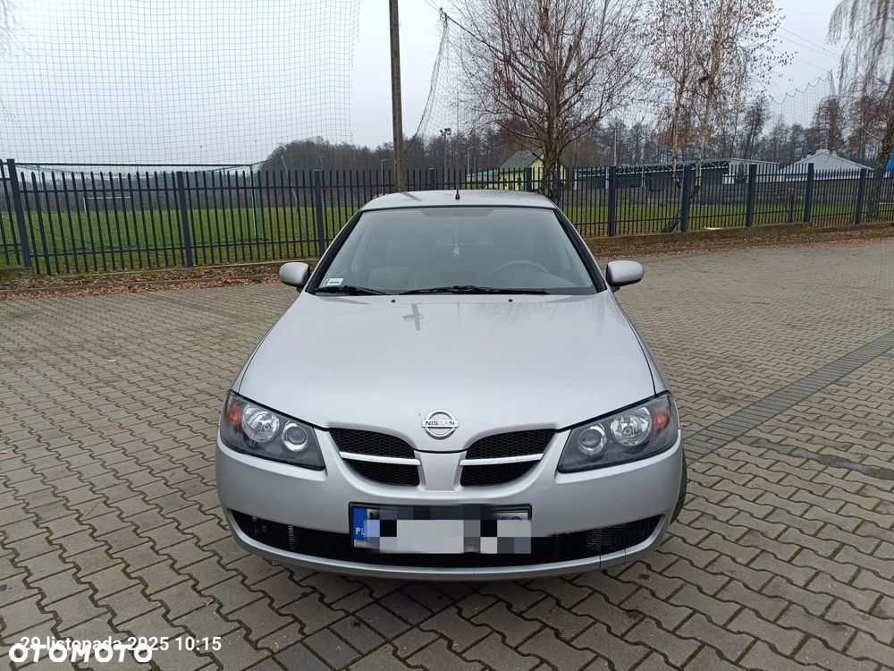 Nissan Almera 1.5 acenta - 2