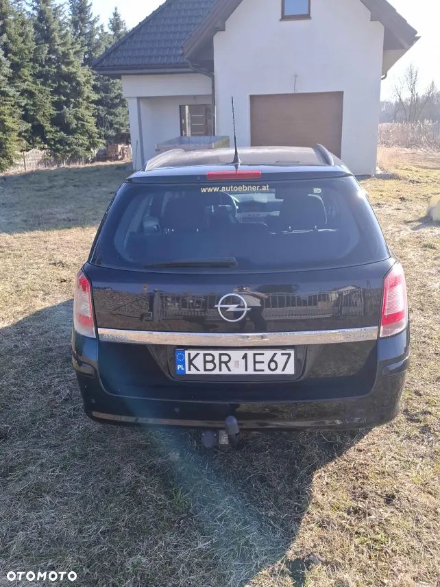 Opel Astra 1.9 CDTI DPF - 10