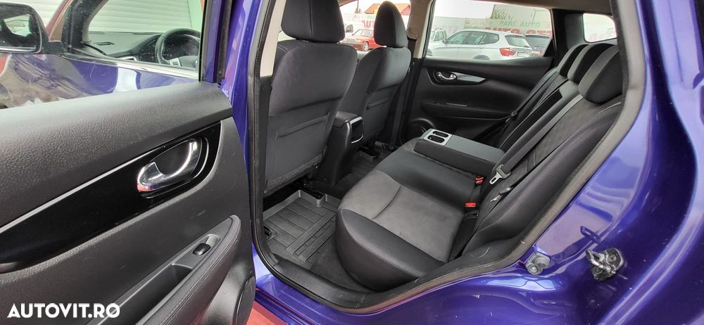 Nissan Qashqai 1.5 DCI TEKNA - 25