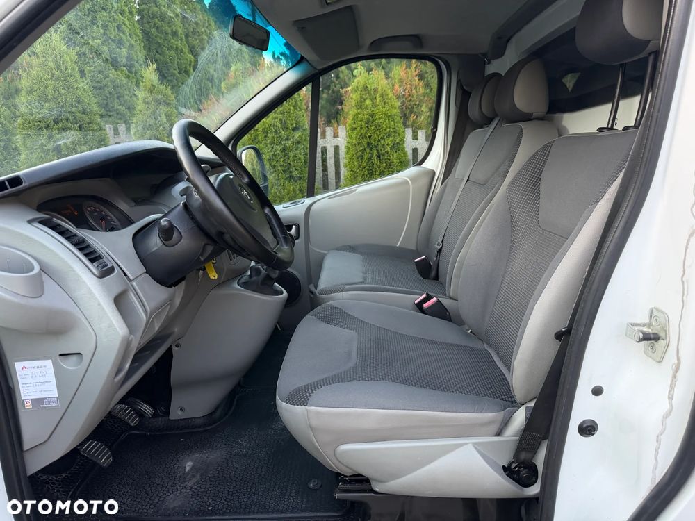 Renault TRAFIC - 13