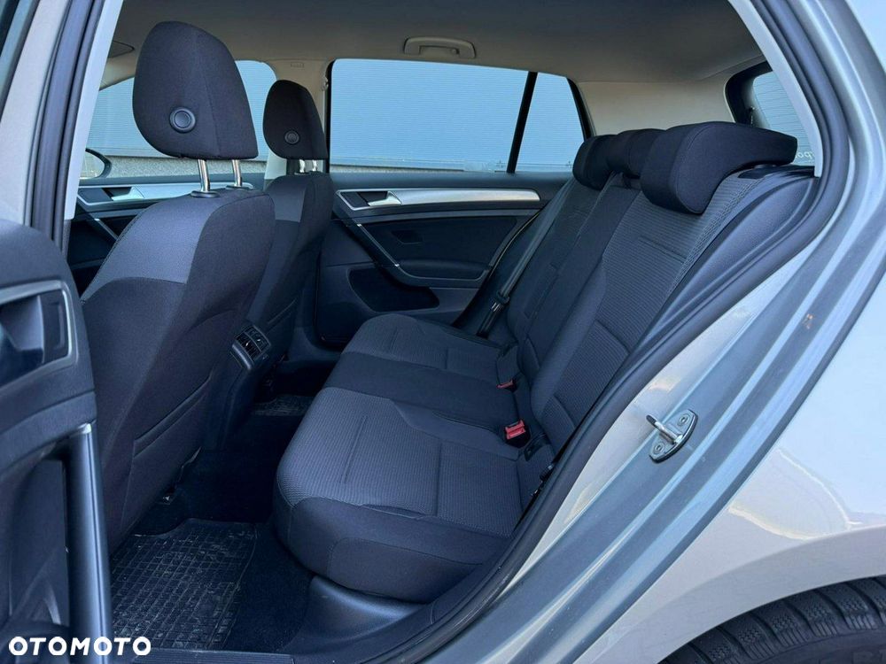 Volkswagen Golf 1.4 TSI BMT Comfortline - 16