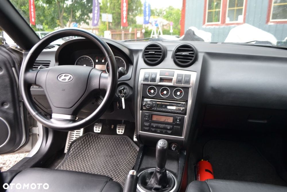 Hyundai Coupe - 8