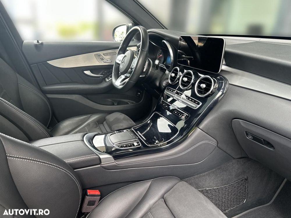 Mercedes-Benz GLC 220 d 4MATIC 9G-TRONIC AMG Line - 13