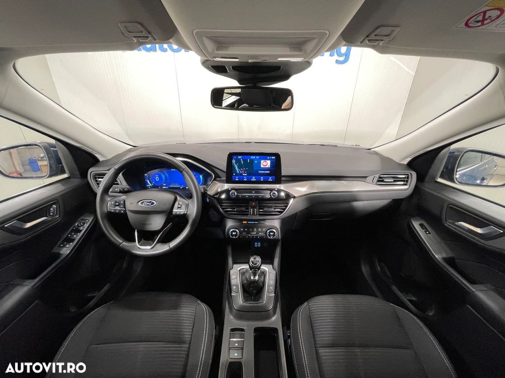 Ford Kuga 1.5 EcoBoost TITANIUM - 8