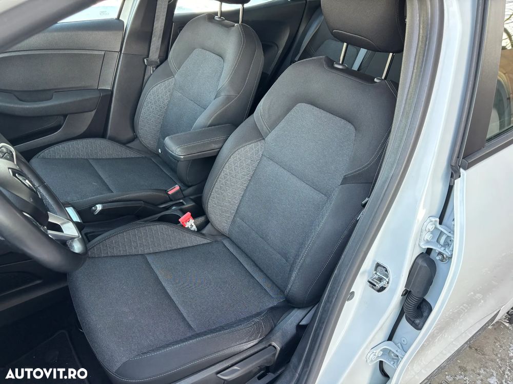 Renault Clio E-TECH 140 BUSINESS EDITION - 25