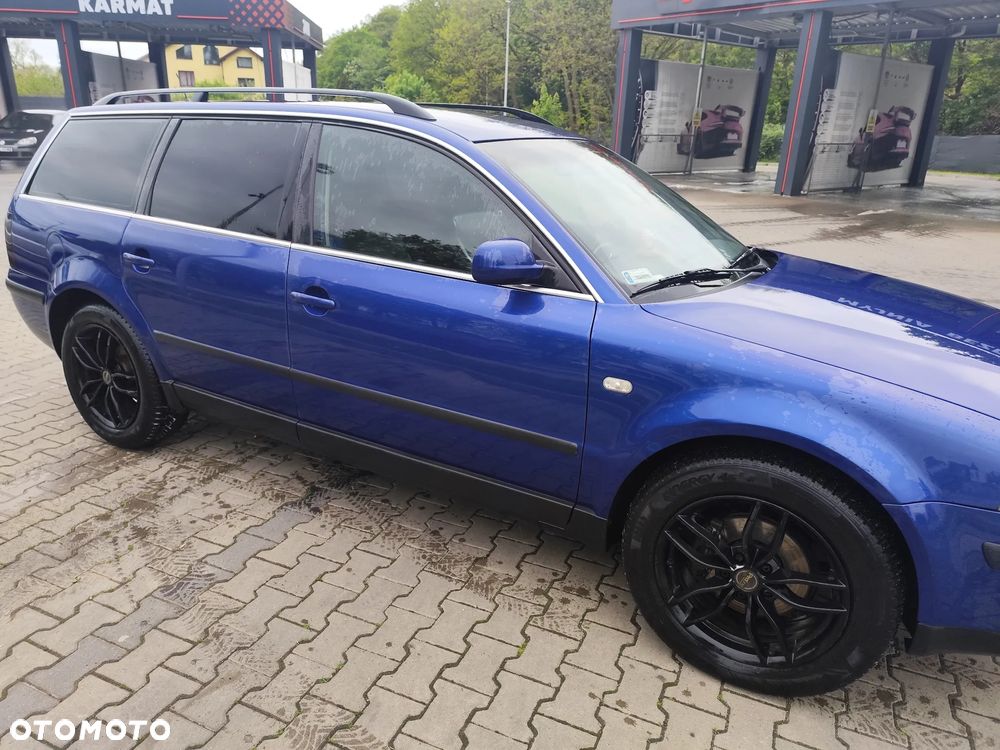 Volkswagen Passat 1.9 TDI Comfortline - 2