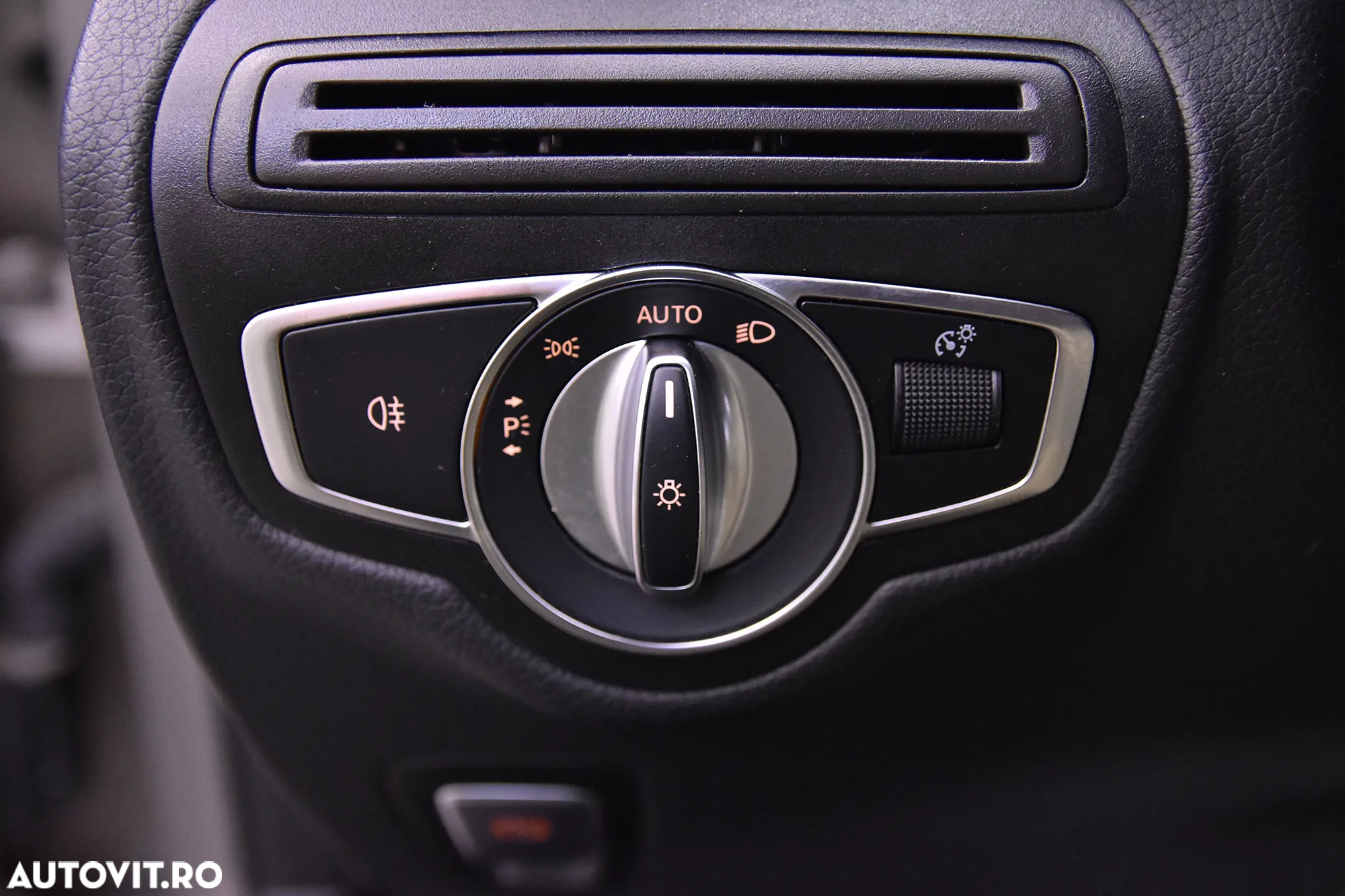 Mercedes-Benz GLC 220 d 4MATIC - 14