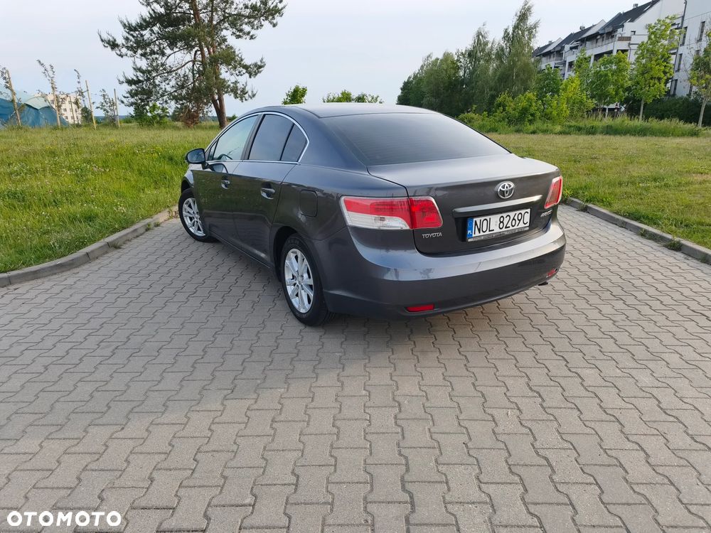 Toyota Avensis 1.8 Sol plus - 3