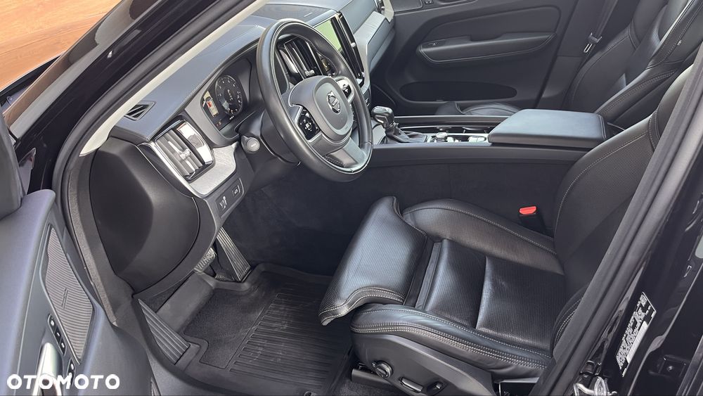 Volvo XC 60 - 6