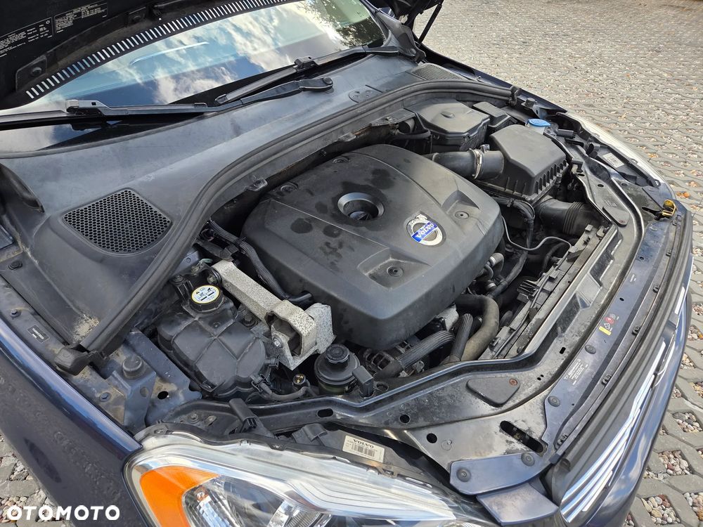 Volvo XC 60 - 30